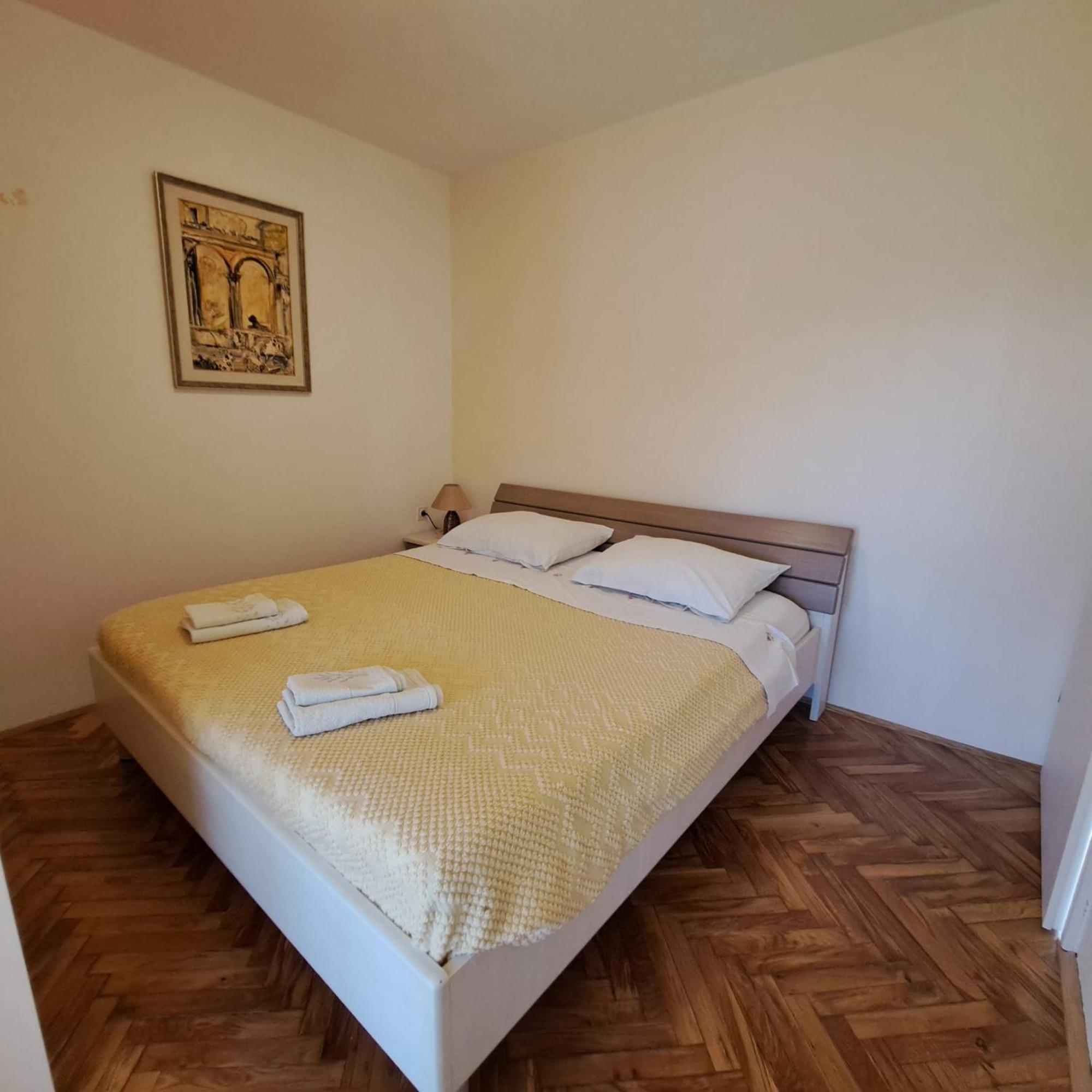 Apartments Sabina I Grapes Малинська Екстер'єр фото